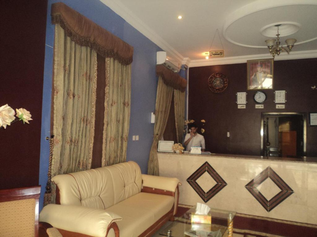 Taj Al Arab Hotel Al Buraimi Exterior photo